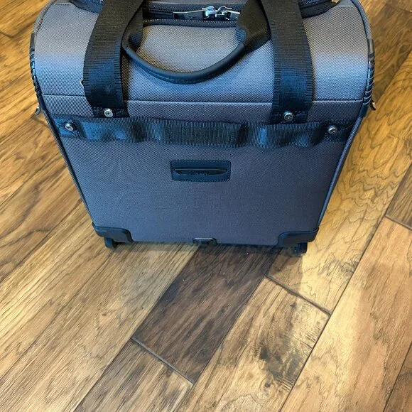 Travelpro Crew Classic Rolling UnderSeat Carry-On in Titanium Grey - Picture 2 of 8